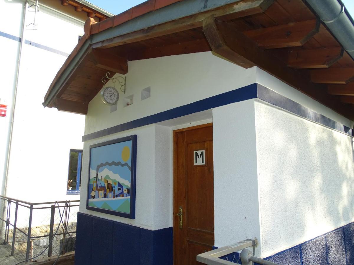 Penzion Castro Urdiales - La Vieja Estacion - Cerca De Bilbao Exteriér fotografie